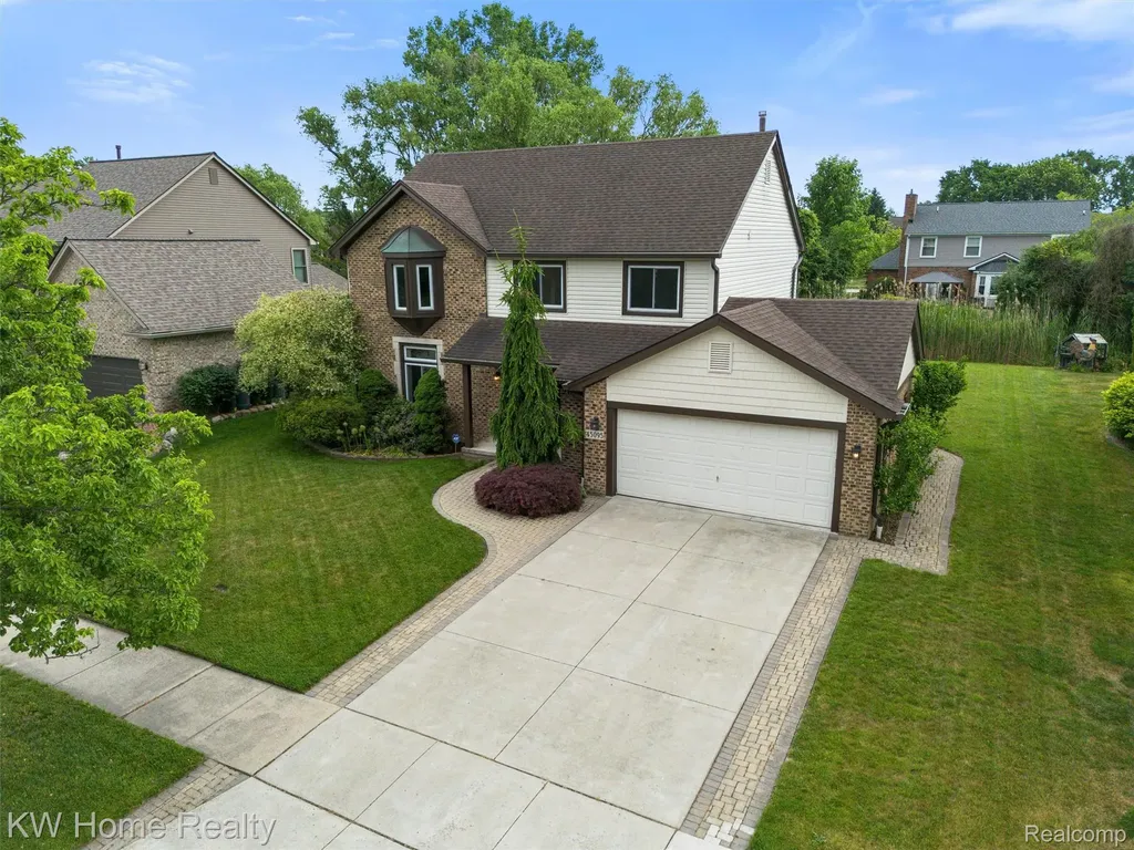 45095 Turnberry Court Canton Charter Township MI 48188