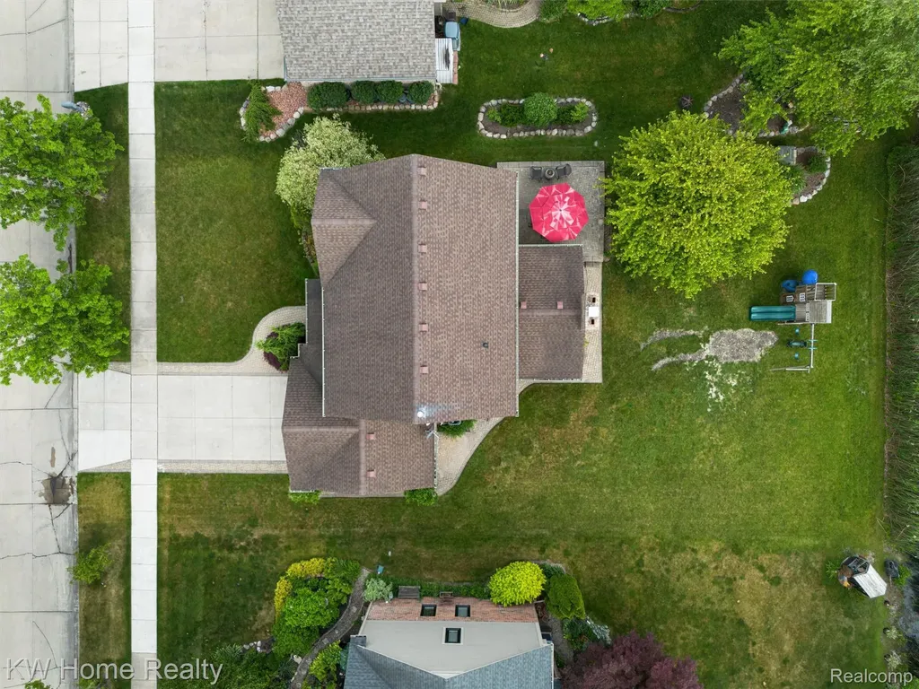 45095 Turnberry Court Canton Charter Township MI 48188
