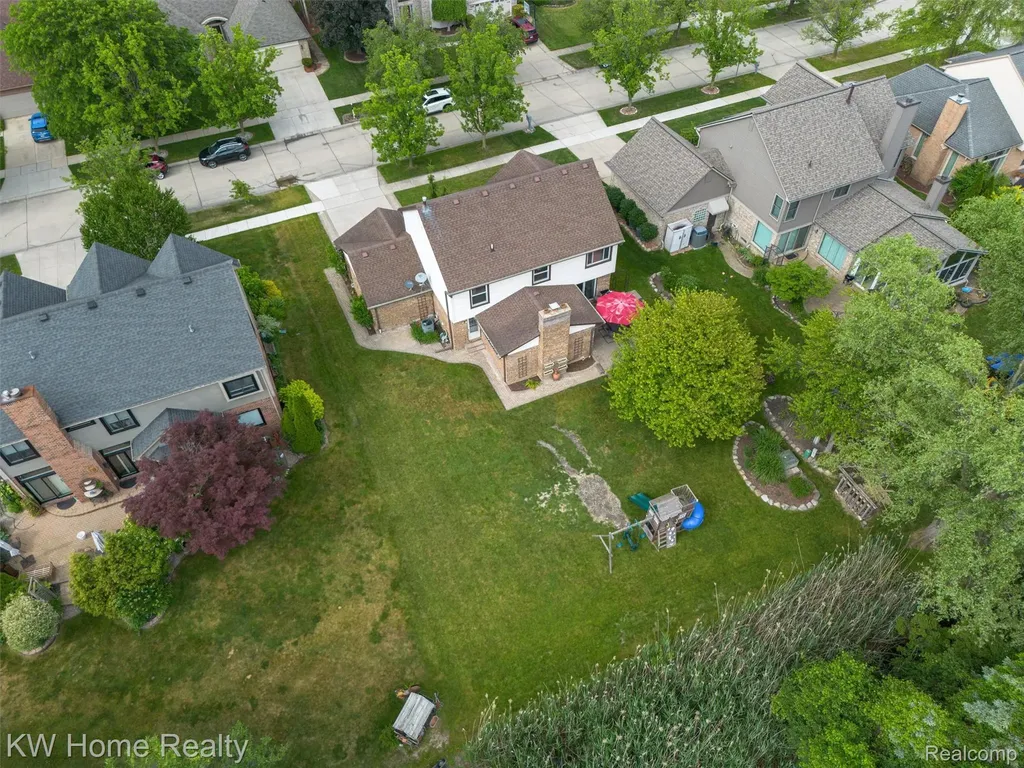 45095 Turnberry Court Canton Charter Township MI 48188