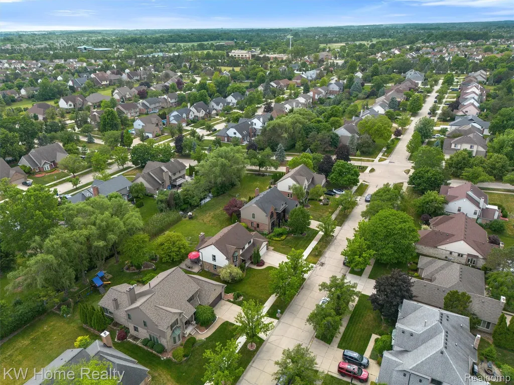 45095 Turnberry Court Canton Charter Township MI 48188