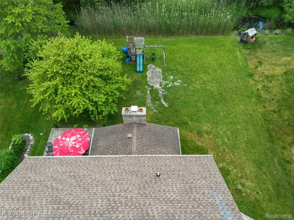 45095 Turnberry Court Canton Charter Township MI 48188
