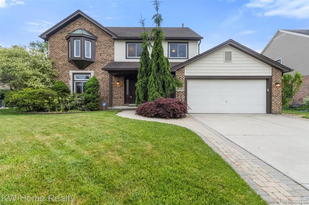 45095 Turnberry Court Canton Charter Township MI 48188