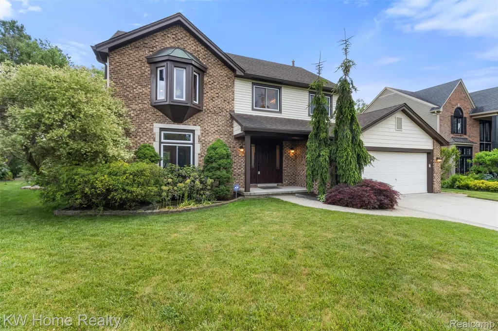 45095 Turnberry Court Canton Charter Township MI 48188