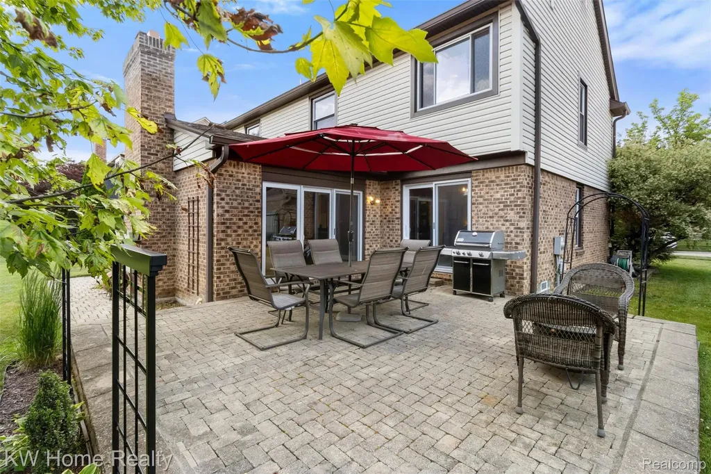 45095 Turnberry Court Canton Charter Township MI 48188