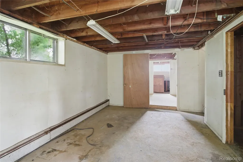 48441 N Territorial Road Plymouth Charter Township MI 48170