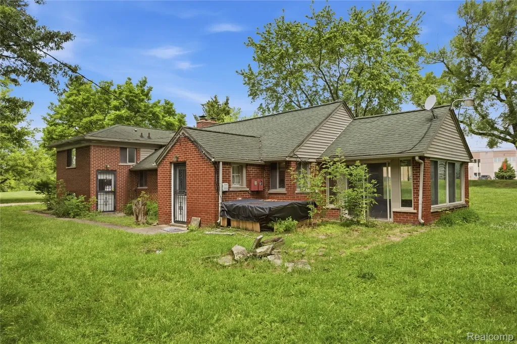 48441 N Territorial Road Plymouth Charter Township MI 48170