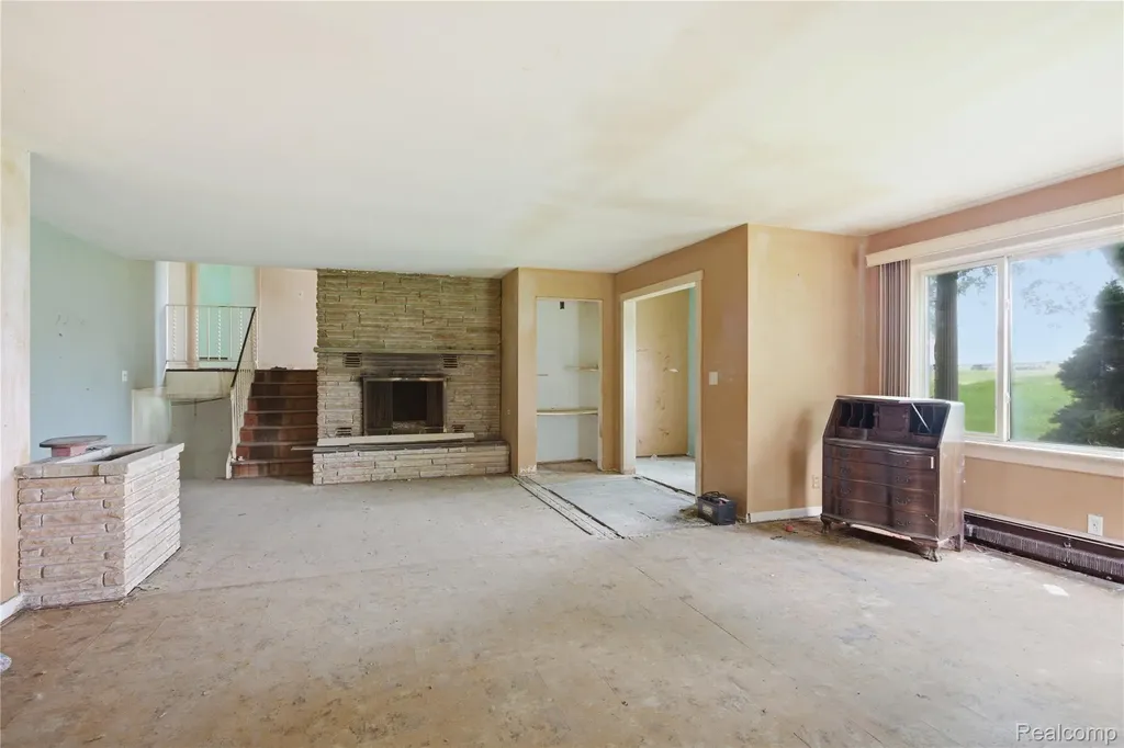 48441 N Territorial Road Plymouth Charter Township MI 48170