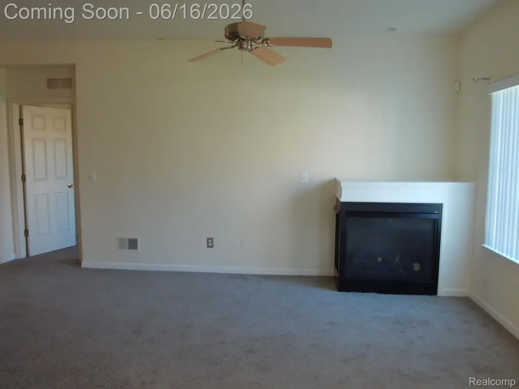2009 Monarch Drive Shelby Charter Township MI 48316
