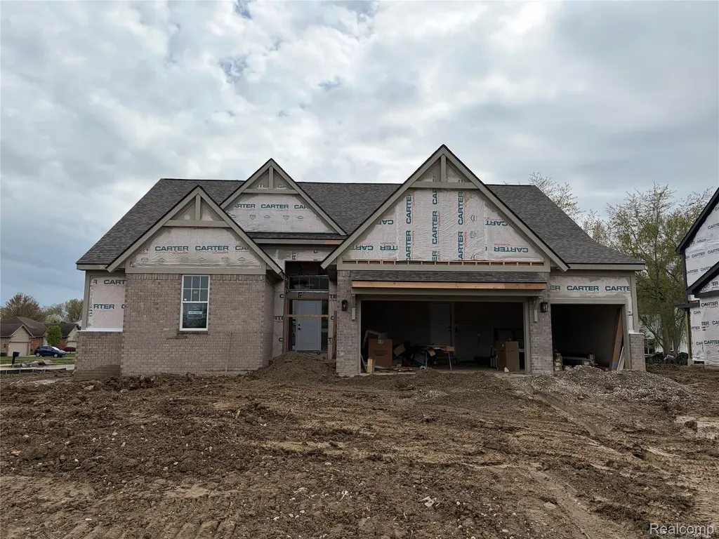 28324 Nadia Lane Chesterfield Township MI 48047