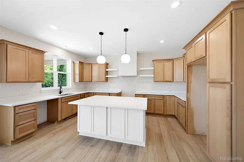 28324 Nadia Lane Chesterfield Township MI 48047