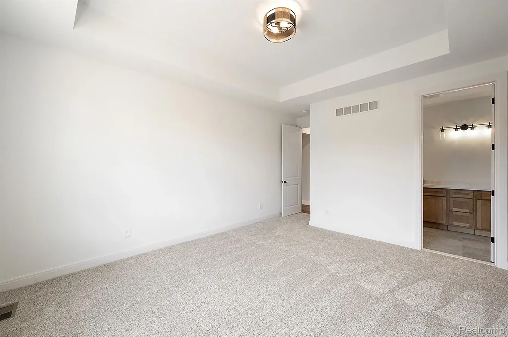 28324 Nadia Lane Chesterfield Township MI 48047