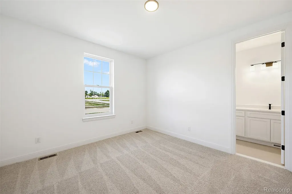 28324 Nadia Lane Chesterfield Township MI 48047
