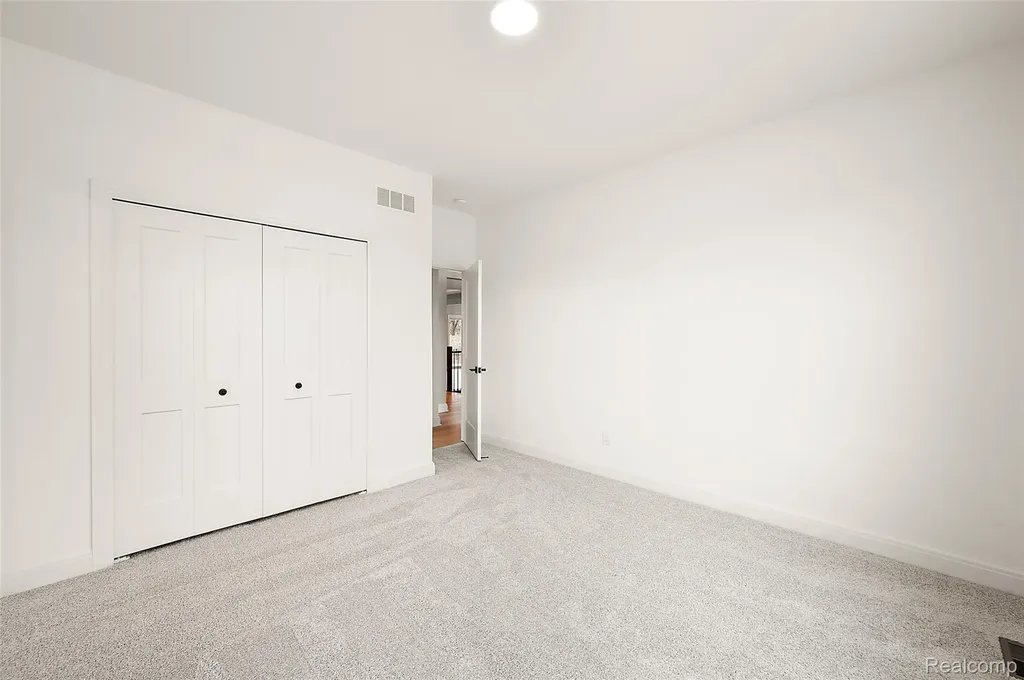 28324 Nadia Lane Chesterfield Township MI 48047