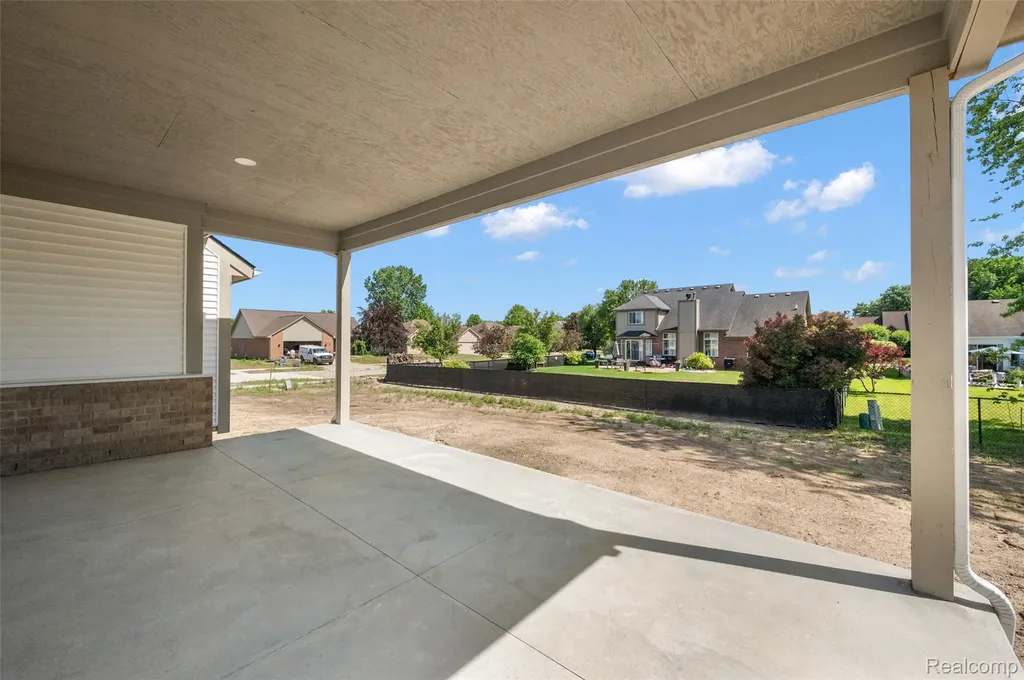 28324 Nadia Lane Chesterfield Township MI 48047