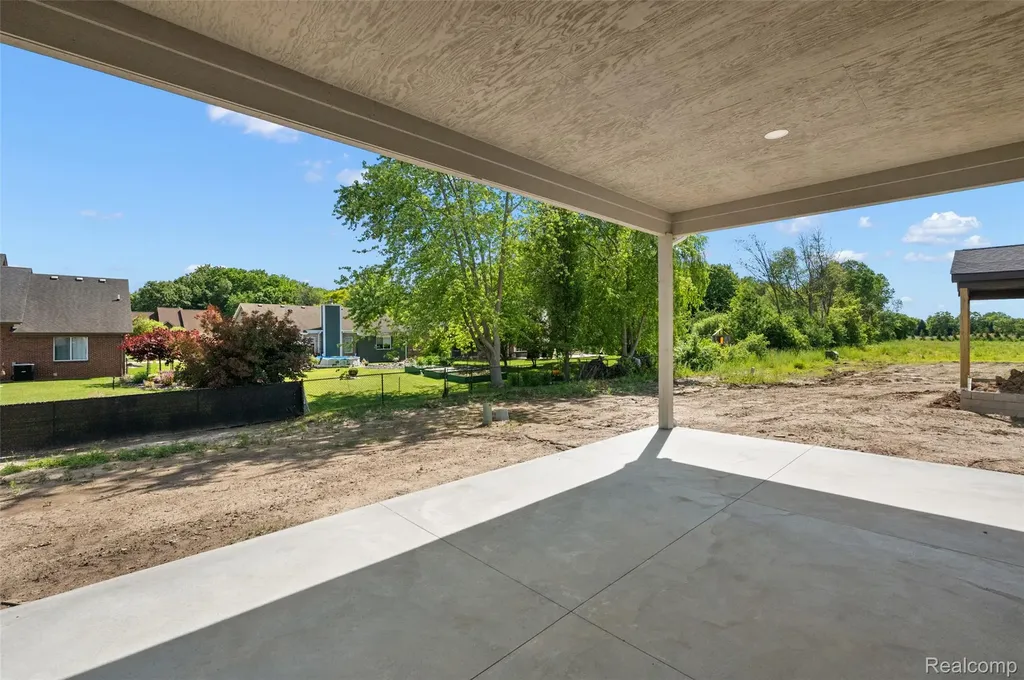 28324 Nadia Lane Chesterfield Township MI 48047