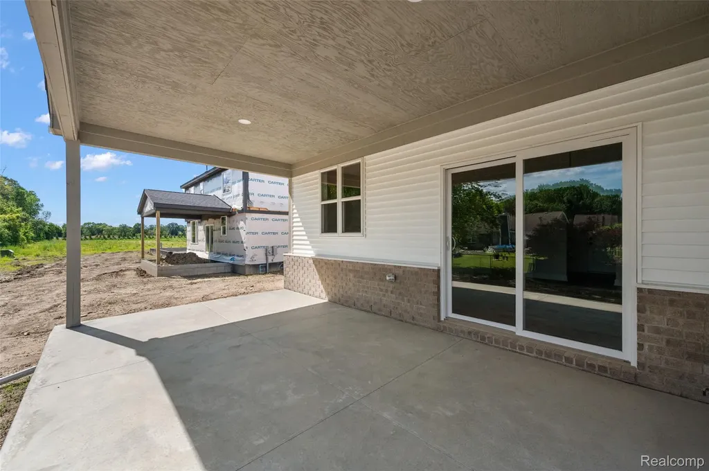 28324 Nadia Lane Chesterfield Township MI 48047