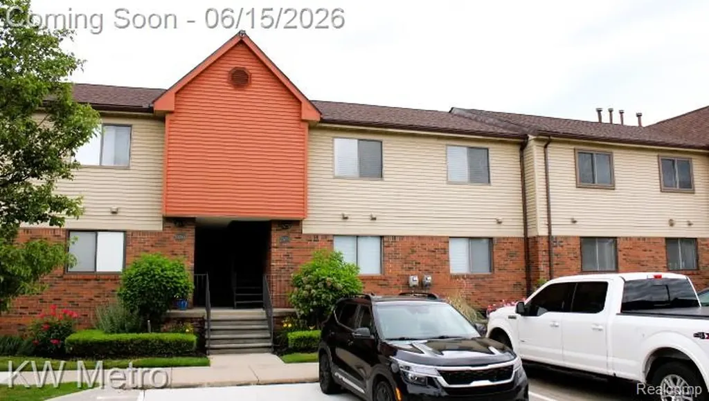 38770 Lanse Creuse Street Harrison Charter Township MI 48045