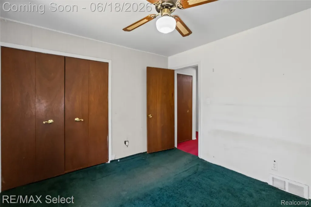 1005 Burlington Drive Flint City MI 48503