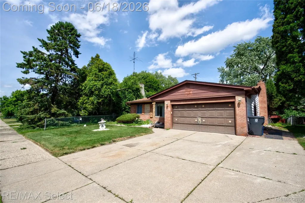 1005 Burlington Drive Flint City MI 48503