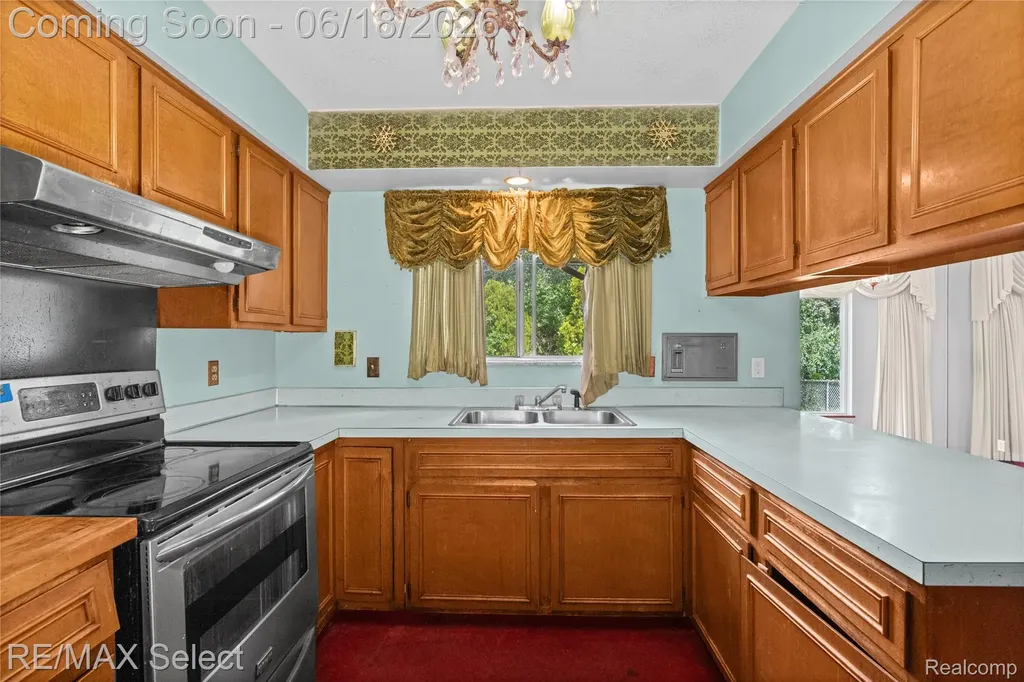 1005 Burlington Drive Flint City MI 48503