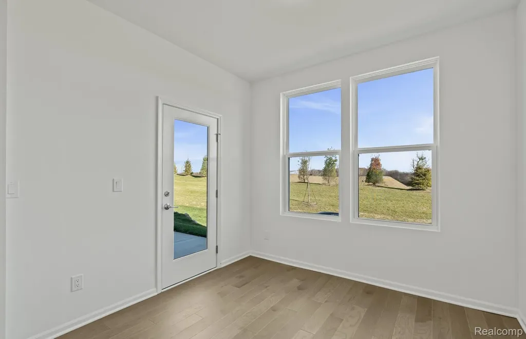 5576 E Spaniel Drive Salem Township MI 48108