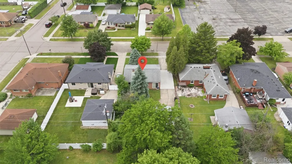 15032 Arcola Street Livonia City MI 48154