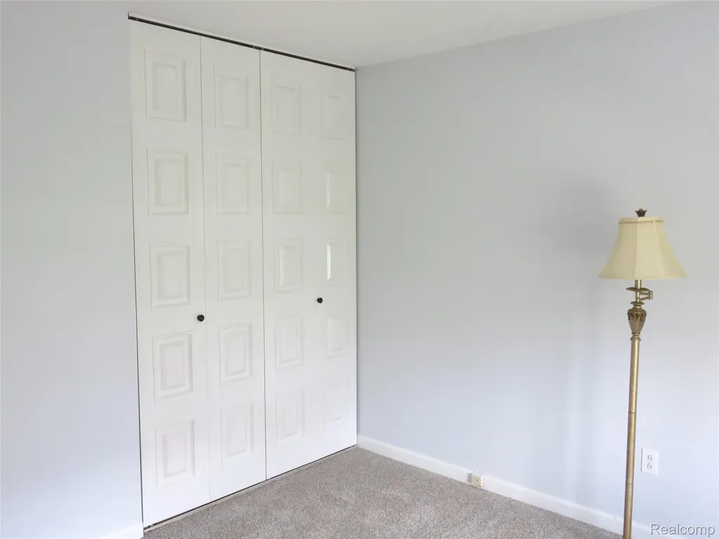 2662 Wildwood Court Lake Orion Village MI 48360