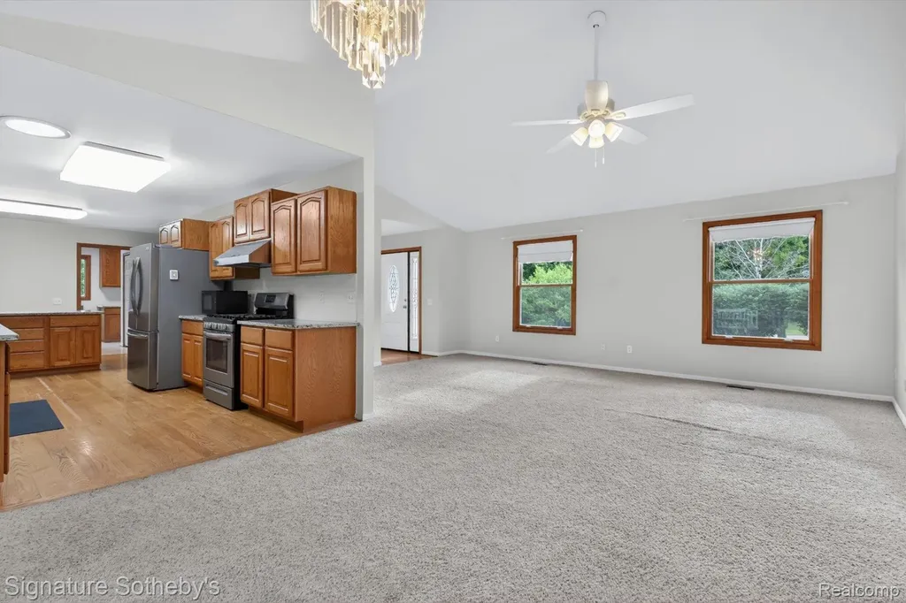 2240 Hidden Lake Trail Brandon Charter Township MI 48462