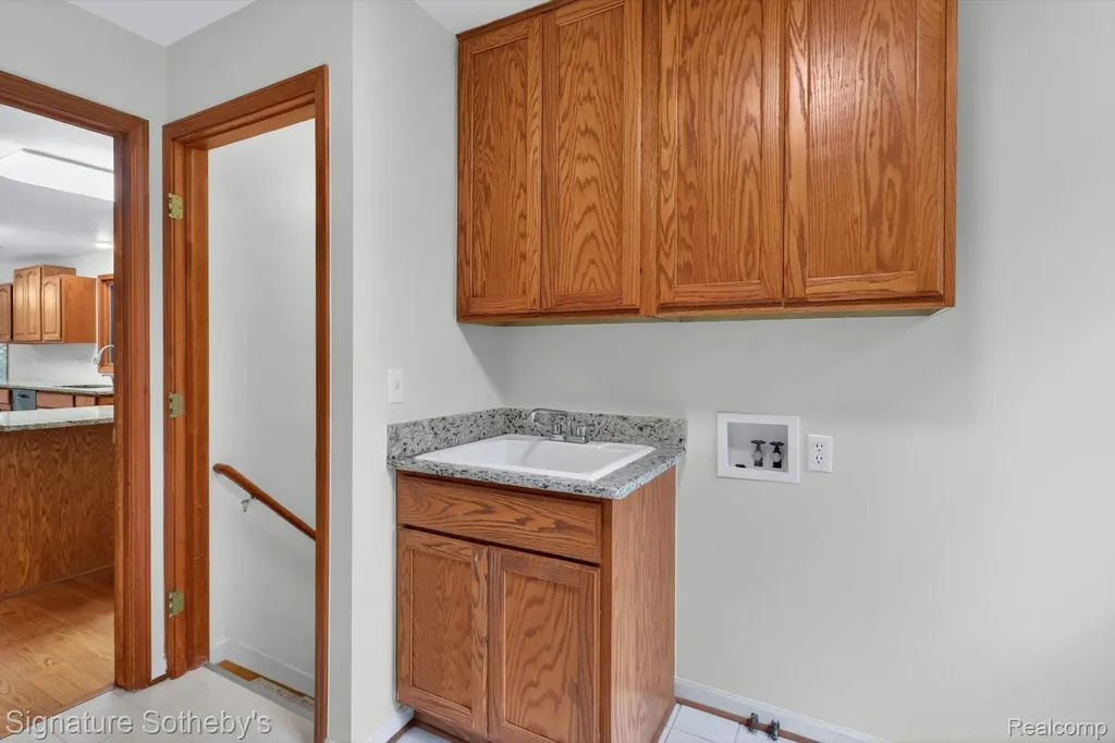 2240 Hidden Lake Trail Brandon Charter Township MI 48462
