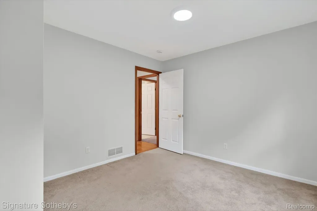 2240 Hidden Lake Trail Brandon Charter Township MI 48462
