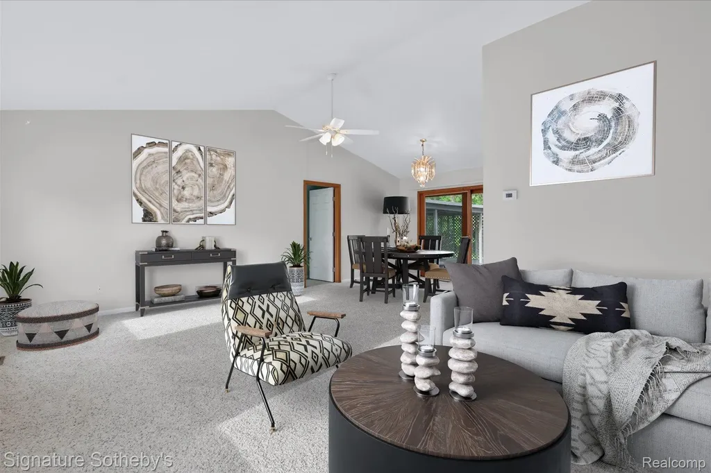 2240 Hidden Lake Trail Brandon Charter Township MI 48462