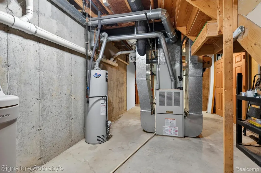 2240 Hidden Lake Trail Brandon Charter Township MI 48462