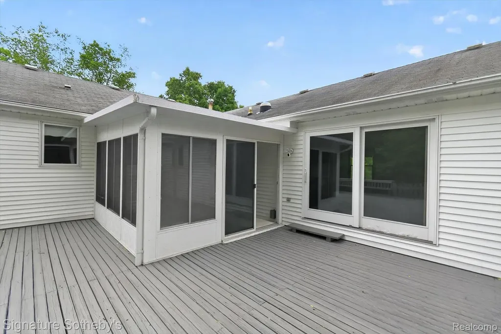 2240 Hidden Lake Trail Brandon Charter Township MI 48462
