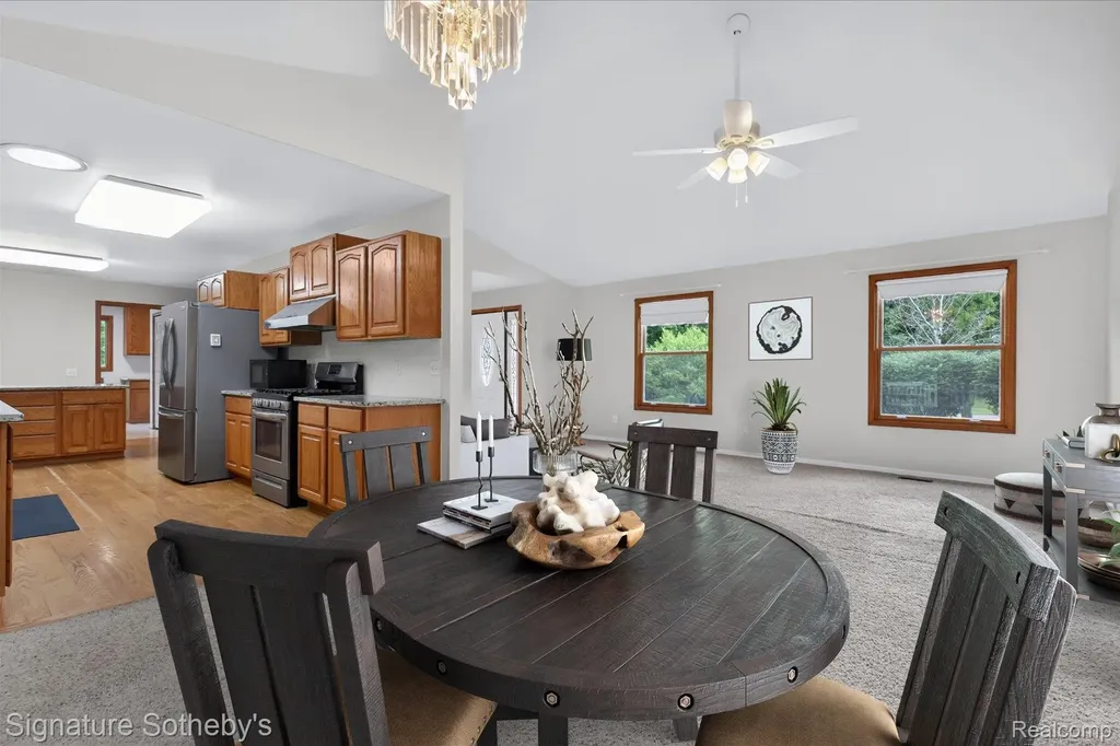 2240 Hidden Lake Trail Brandon Charter Township MI 48462