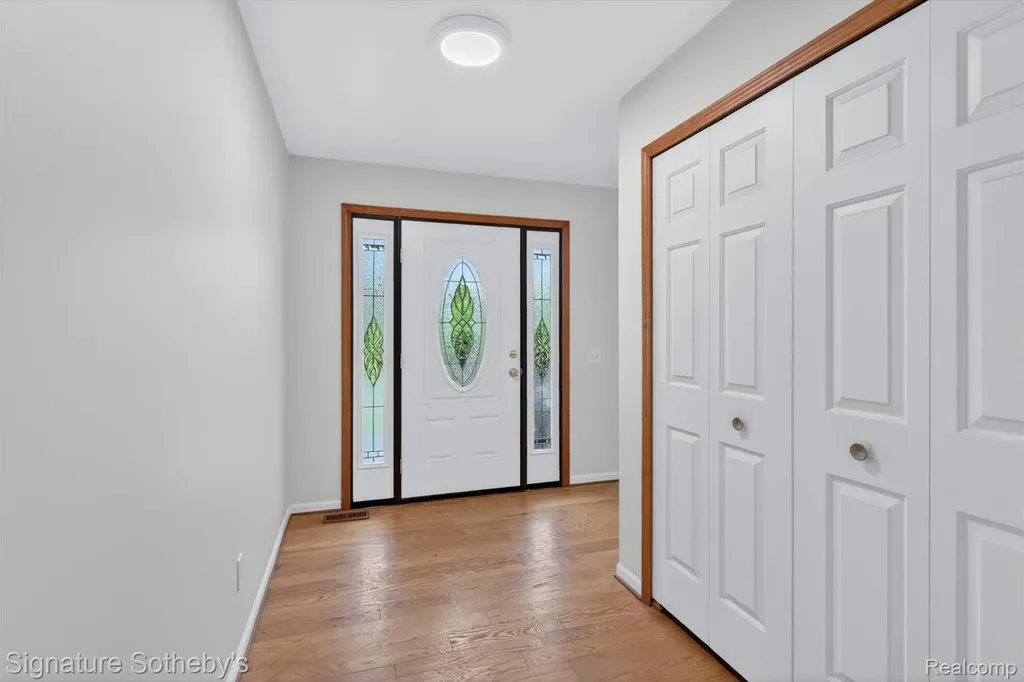 2240 Hidden Lake Trail Brandon Charter Township MI 48462