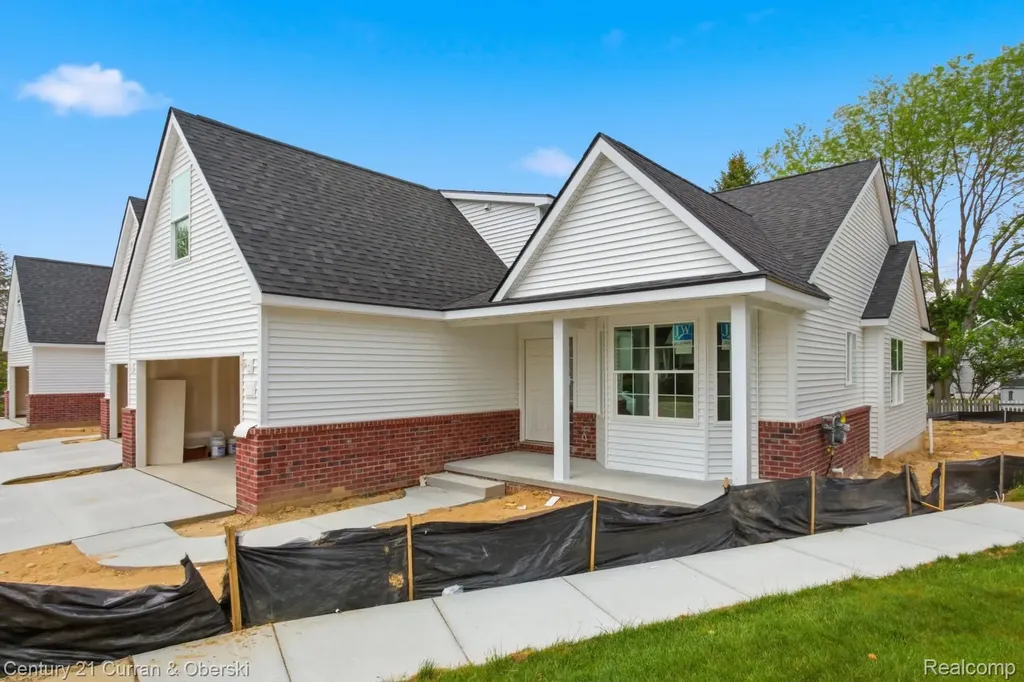 755 Nelson's Ridge Drive Howell City MI 48843
