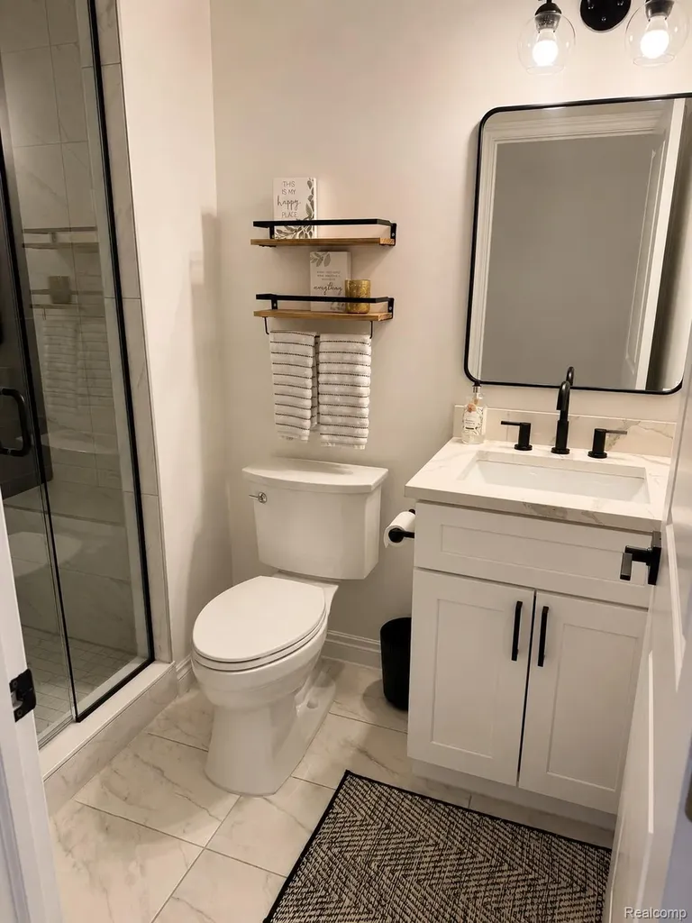 11914 Encore Shelby Charter Township MI 48315
