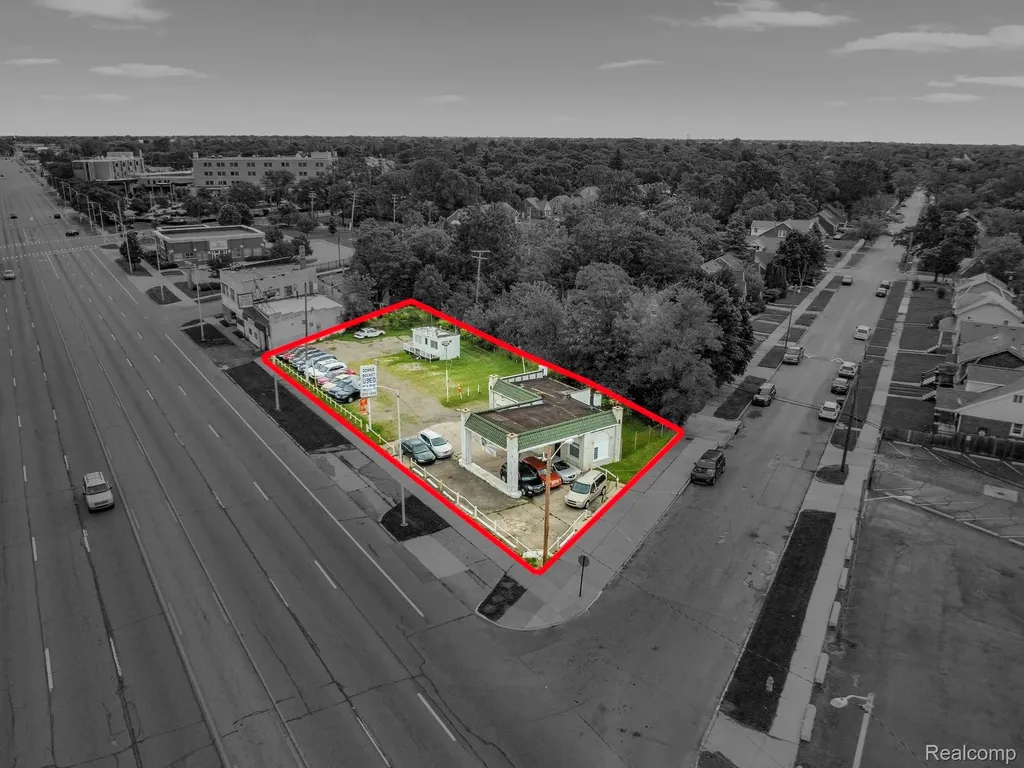 14760 Gratiot Avenue Detroit City MI 48205