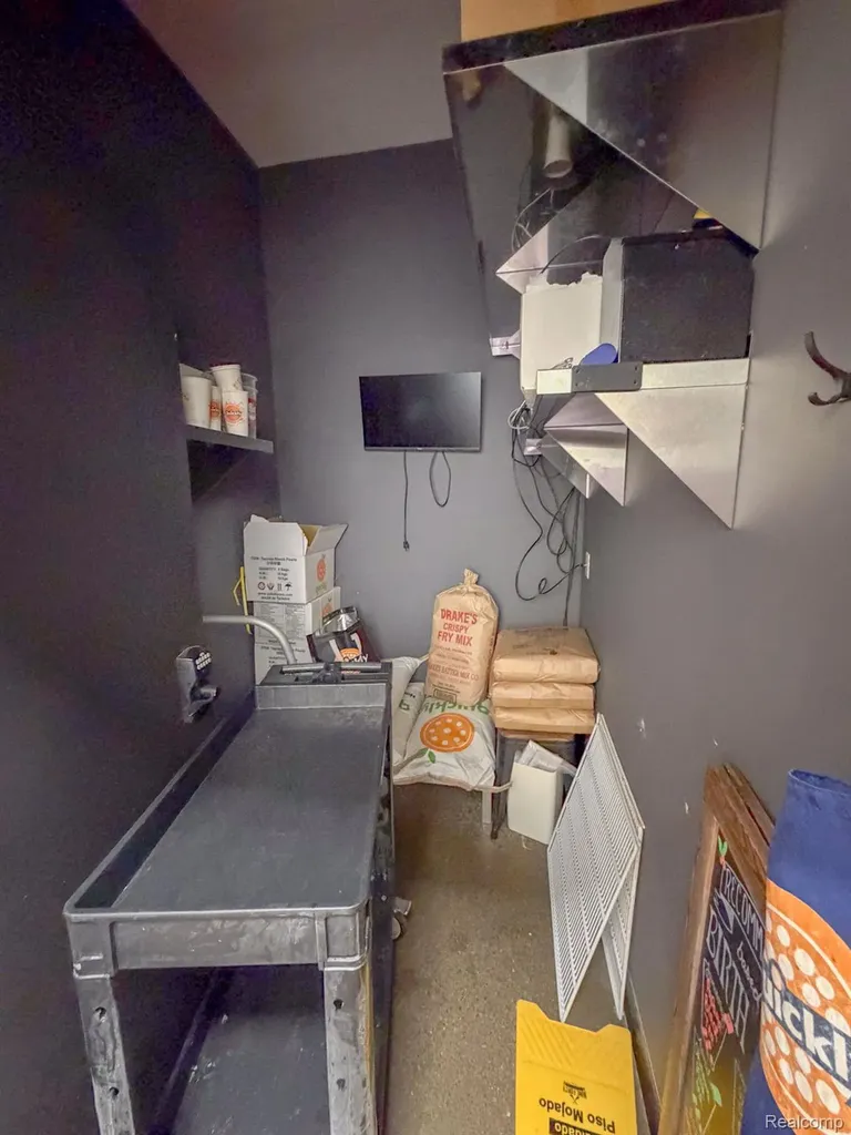 Macomb Township MI 48044