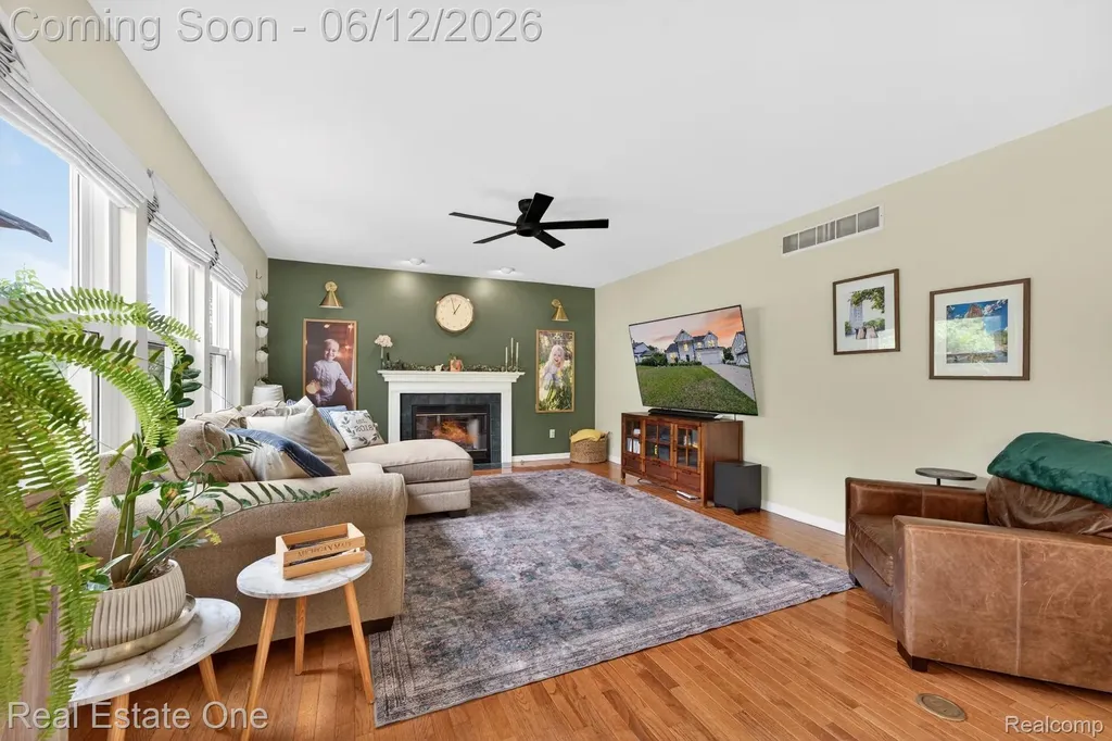 3736 Highlander Way W Pittsfield Charter Township MI 48108