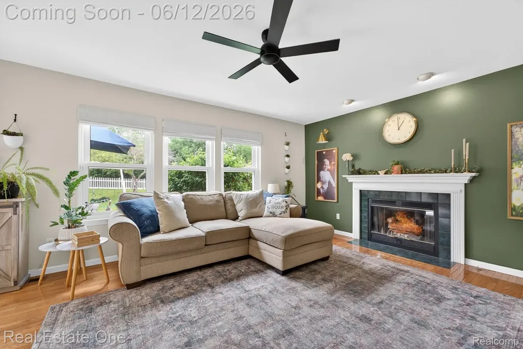 3736 Highlander Way W Pittsfield Charter Township MI 48108