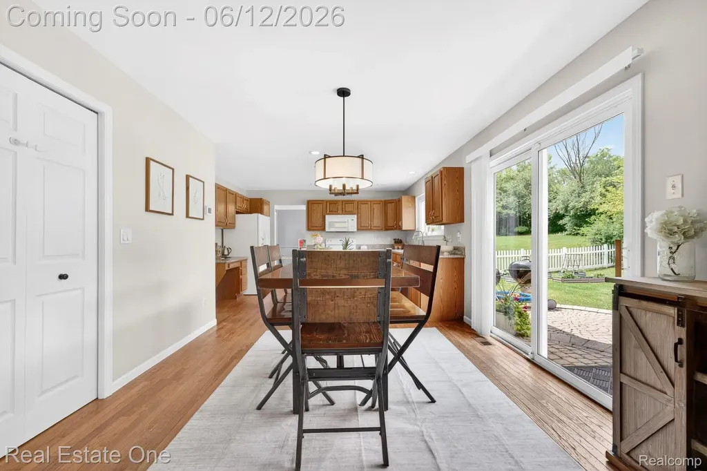 3736 Highlander Way W Pittsfield Charter Township MI 48108