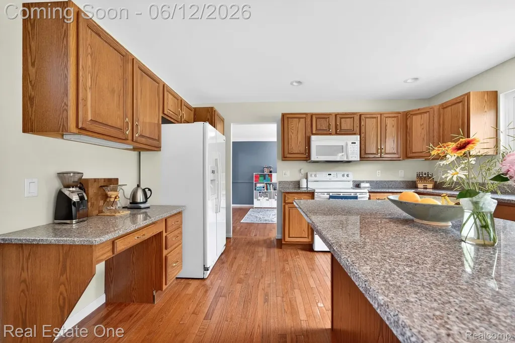 3736 Highlander Way W Pittsfield Charter Township MI 48108