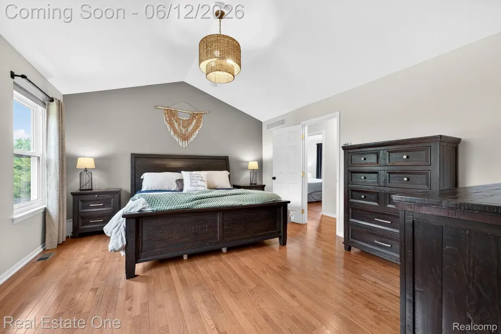 3736 Highlander Way W Pittsfield Charter Township MI 48108
