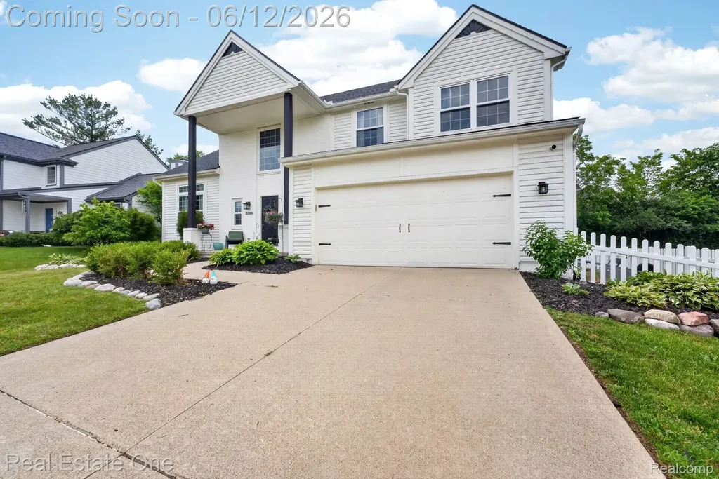 3736 Highlander Way W Pittsfield Charter Township MI 48108