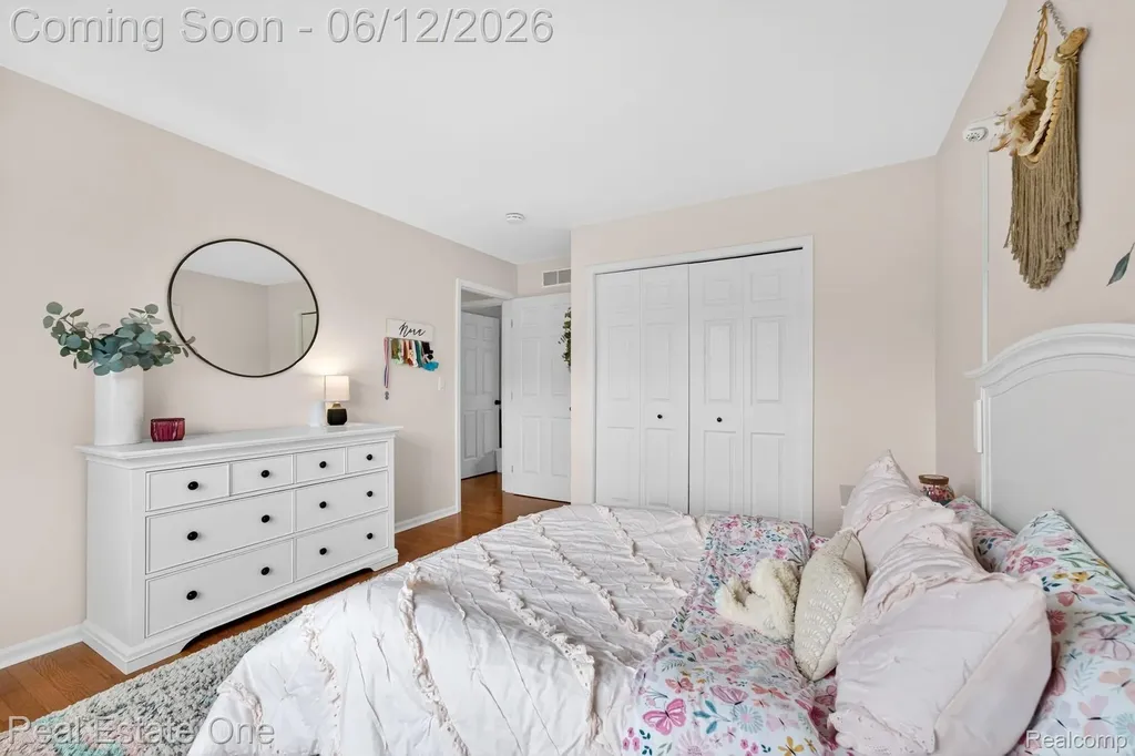 3736 Highlander Way W Pittsfield Charter Township MI 48108