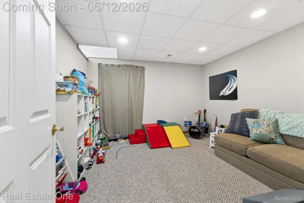 3736 Highlander Way W Pittsfield Charter Township MI 48108