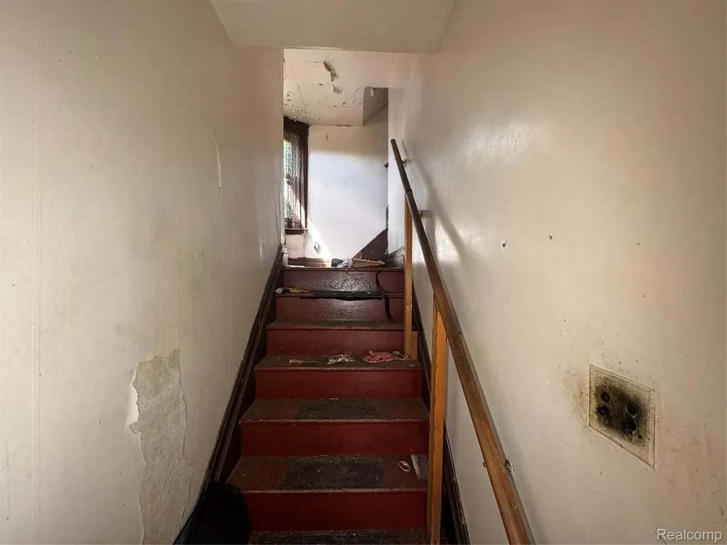 2937 Seyburn Street Detroit City MI 48214