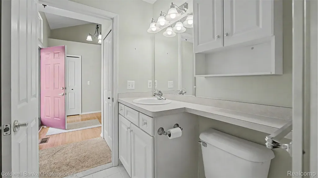 5711 Ortman Drive Sterling Heights City MI 48314