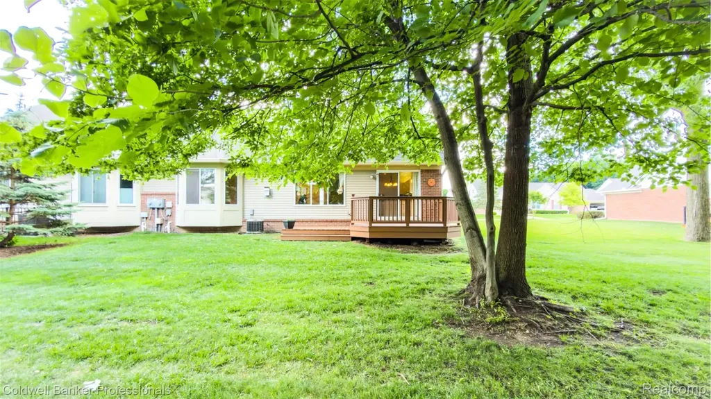 5711 Ortman Drive Sterling Heights City MI 48314